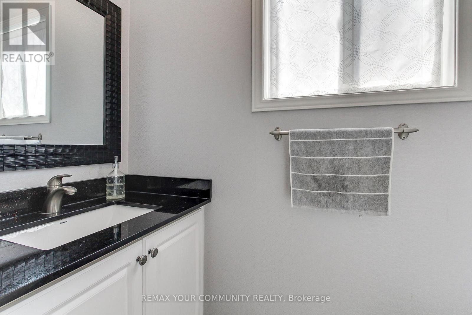 45 HARMONY ROAD, Vaughan (Patterson), Ontario, L4K5G5 — Photo 11