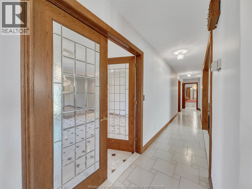 4155 MANNING ROAD, Tecumseh, Ontario, N0R1K0 — Photo 5