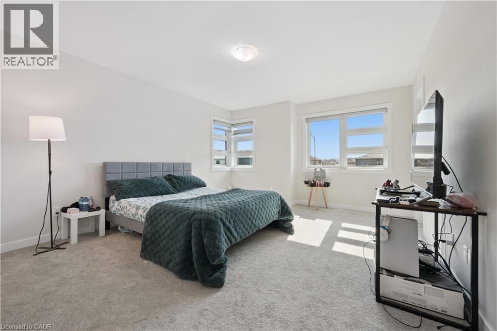 40 MOON Crescent, Cambridge, Ontario, N1S0C4 — Photo 20