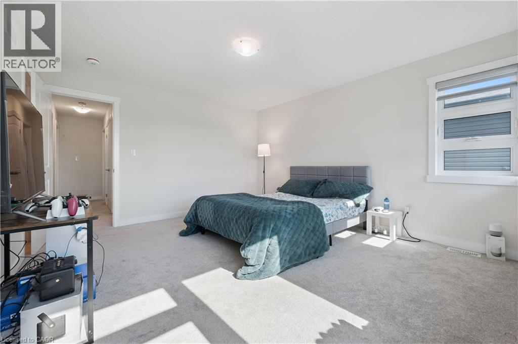 40 MOON Crescent, Cambridge, Ontario, N1S0C4 — Photo 22