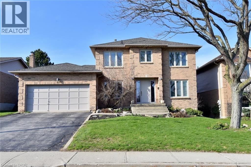 87 JEROME PARK Drive, Dundas, Ontario, L9H6R8 — Photo 2