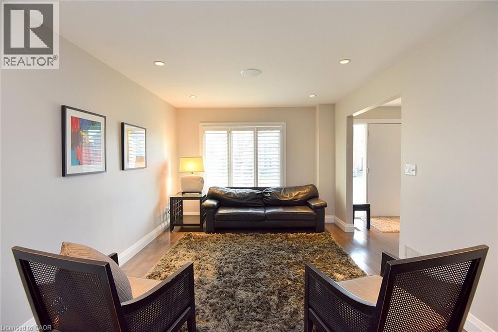 87 JEROME PARK Drive, Dundas, Ontario, L9H6R8 — Photo 9