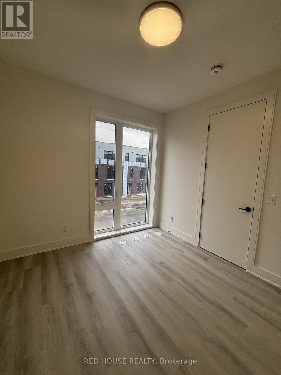 104 EVERETT COMMON, St. Catharines (Oakdale), Ontario, L2P0H2 — Photo 12