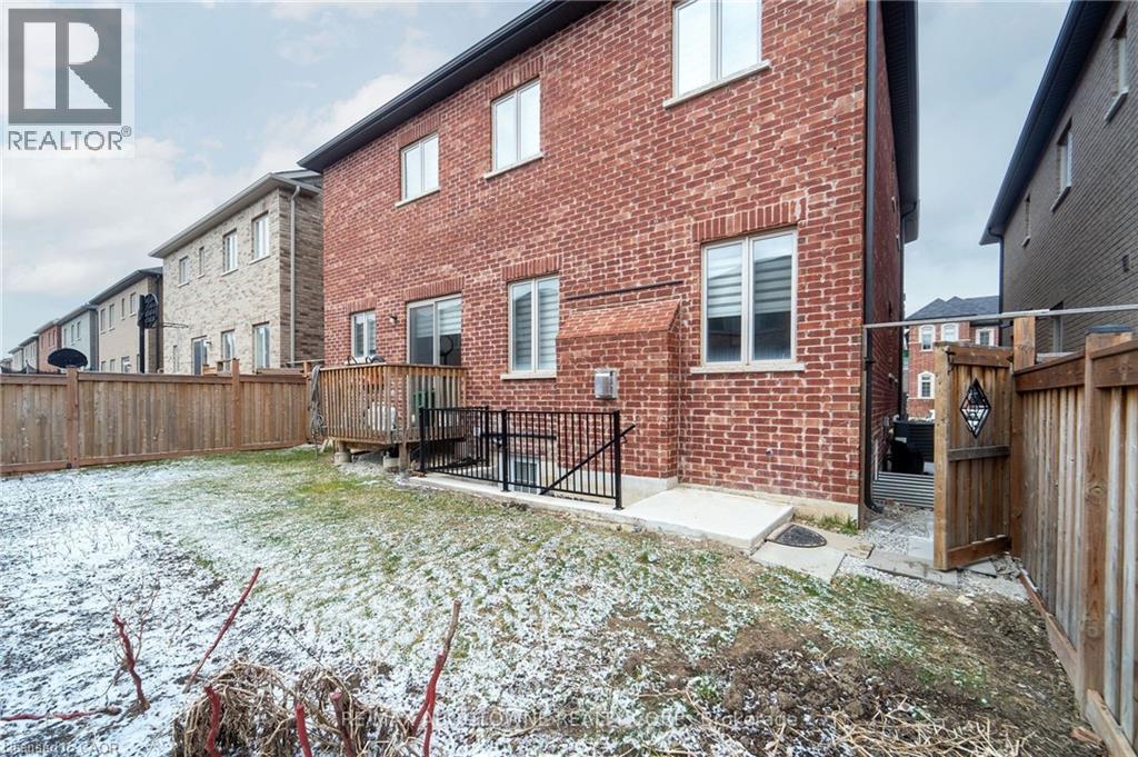 150 GOODWIN Crescent Unit# Bsmt, Milton, Ontario, L9E1H7 — Photo 12