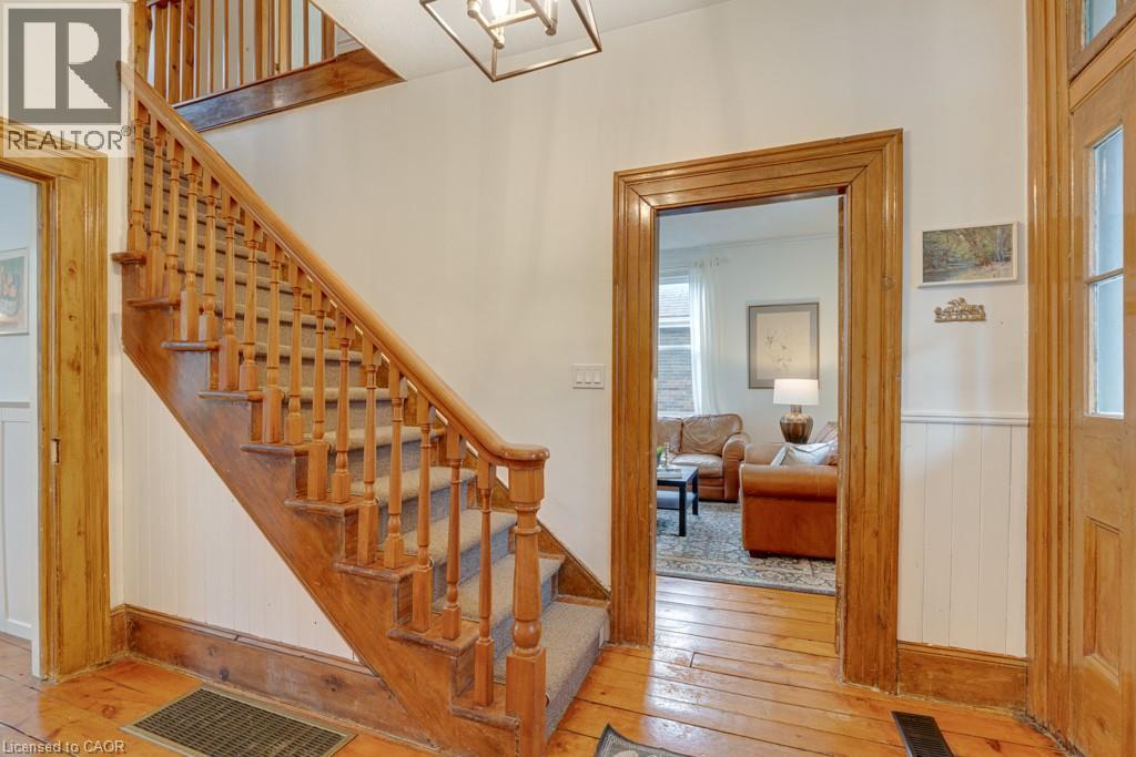 10 BADENOCH Street, Morriston, Ontario, N0B2C0 — Photo 4