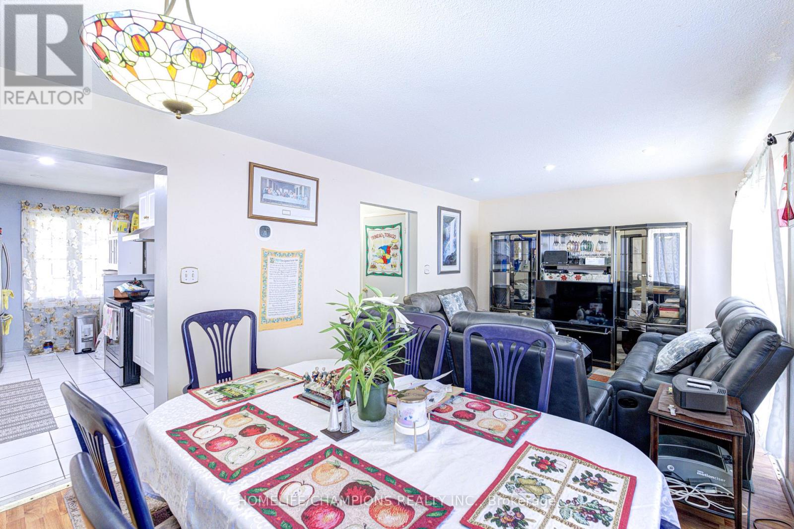 38 DUNSFOLD DRIVE, Toronto (Malvern), Ontario, M1B1T6 — Photo 9