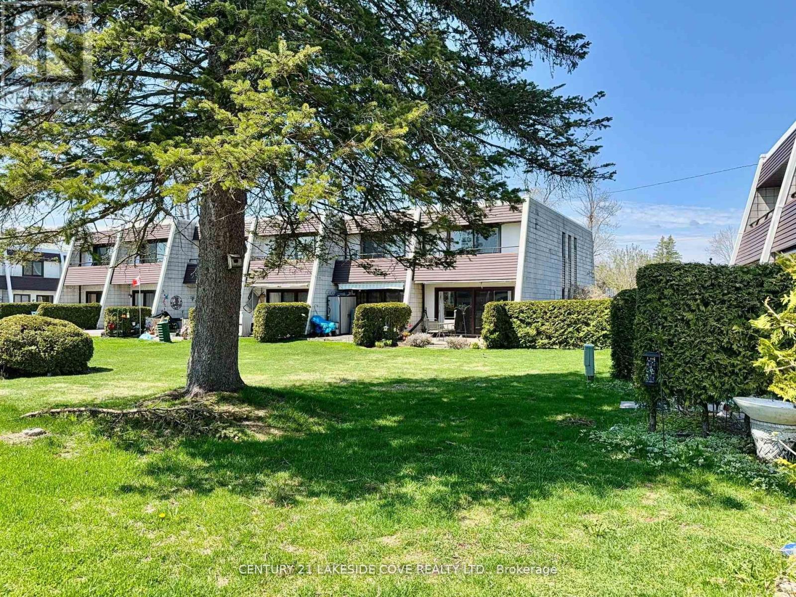 UNIT 27 - 1 PARADISE BOULEVARD S, Ramara, Ontario, L0K1B0 — Photo 2