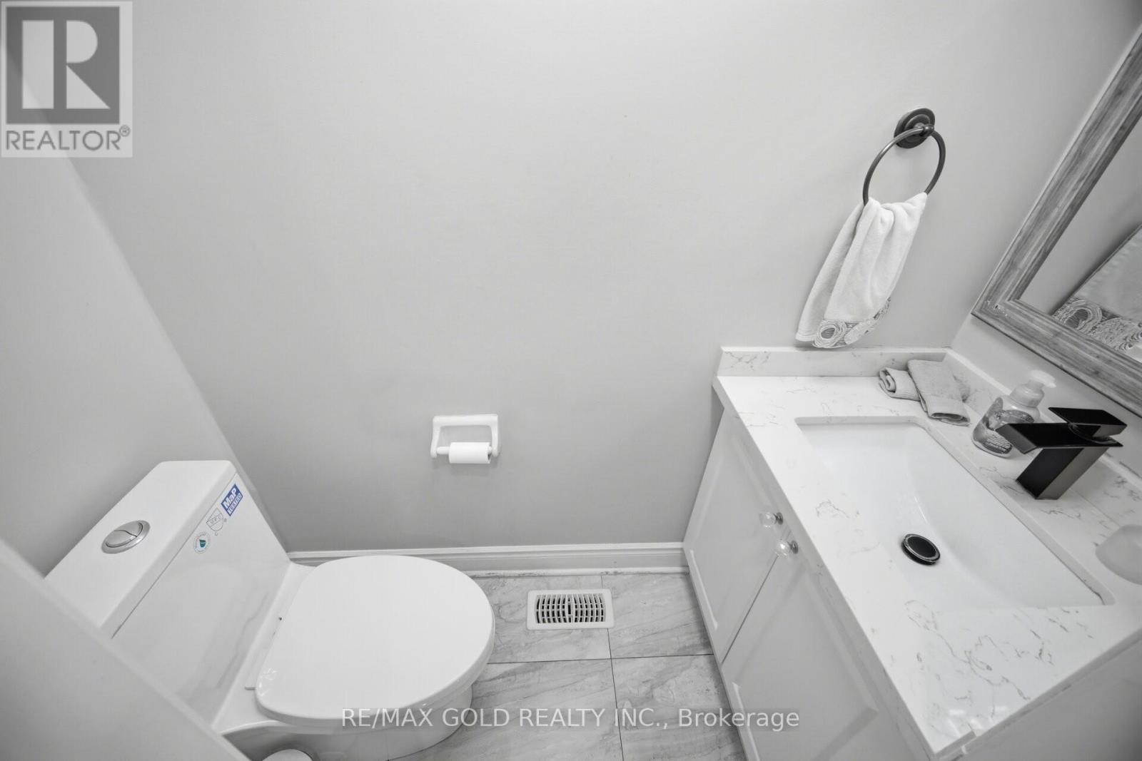 16 FLOWER TRAIL, Brampton (Bram East), Ontario, L6P1P1 — Photo 11