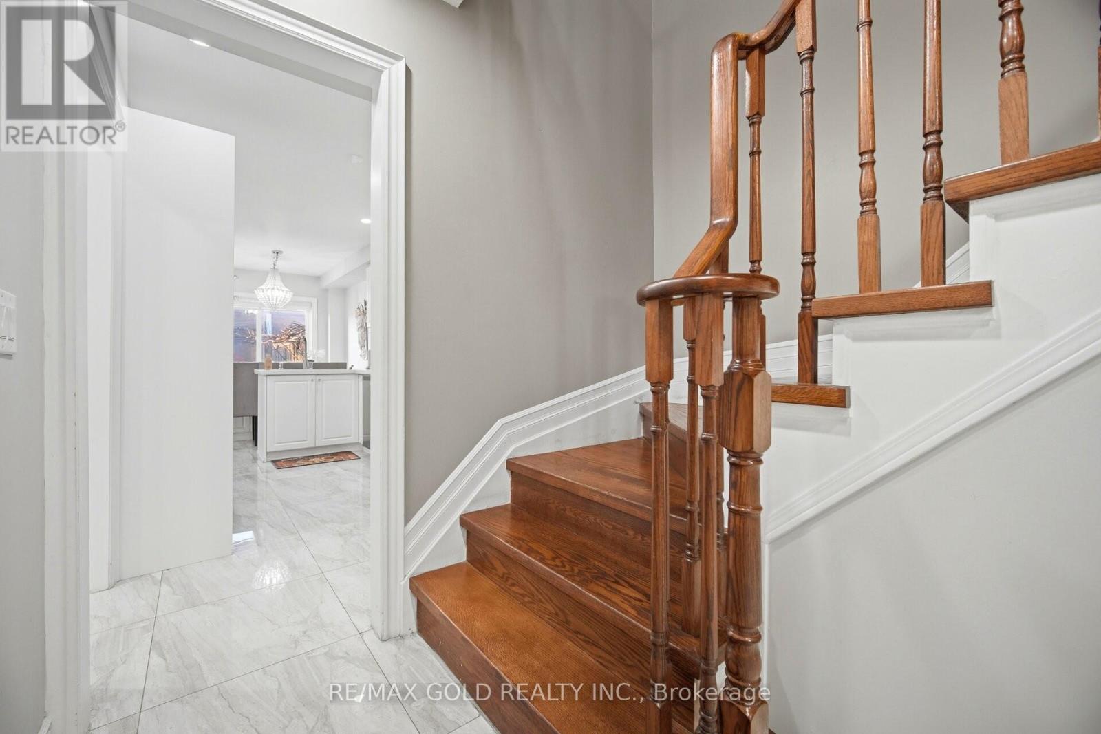 16 FLOWER TRAIL, Brampton (Bram East), Ontario, L6P1P1 — Photo 12