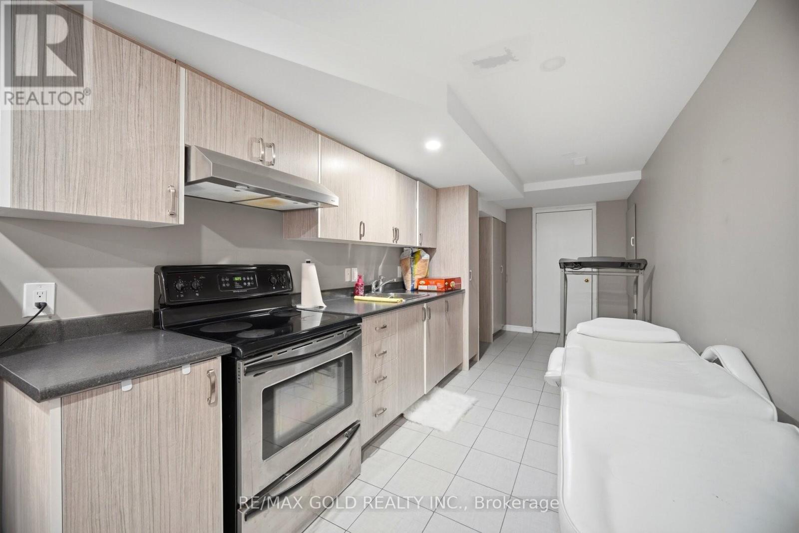 16 FLOWER TRAIL, Brampton (Bram East), Ontario, L6P1P1 — Photo 20