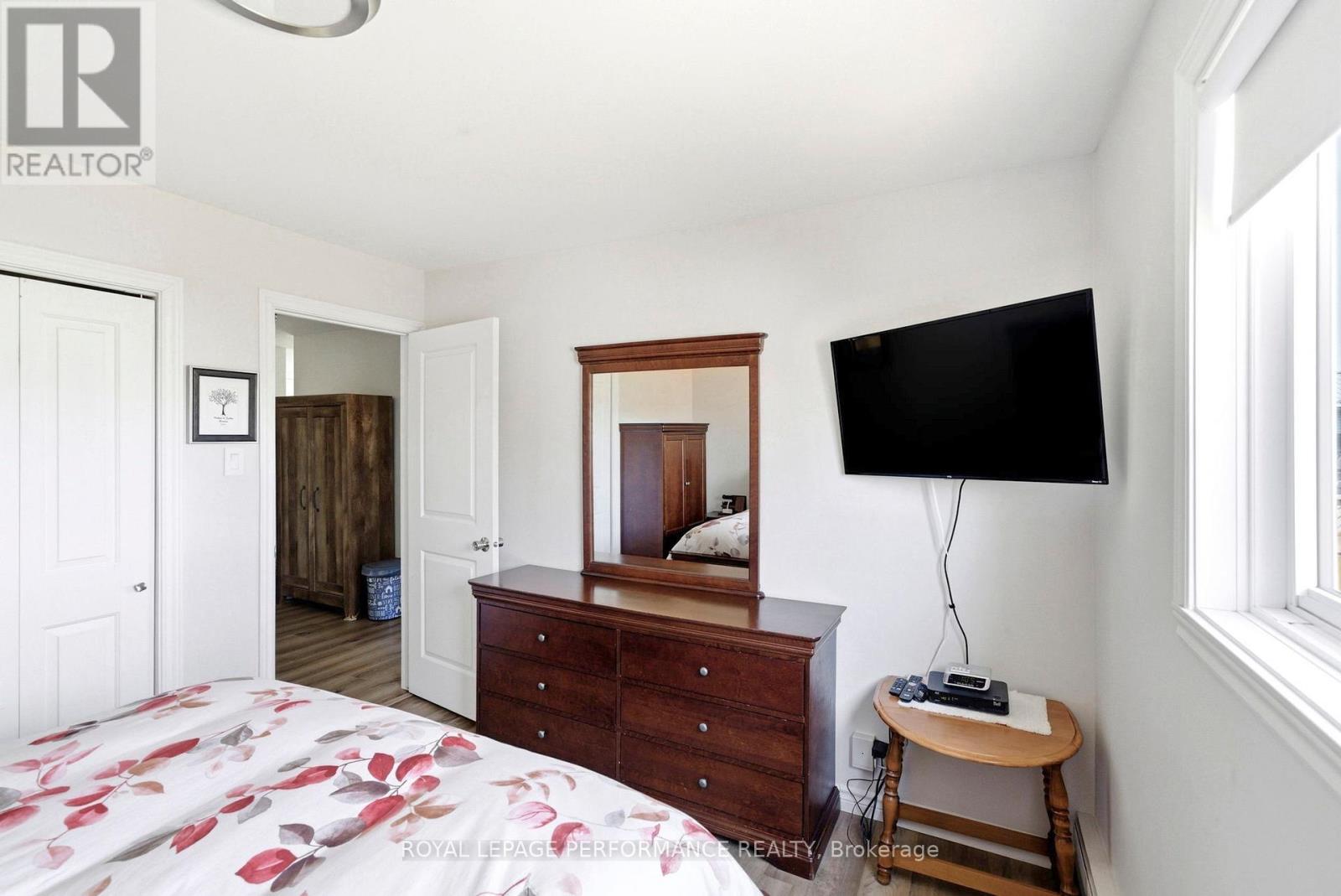 216 DANIS AVENUE, Cornwall, Ontario, K6H5E7 — Photo 22