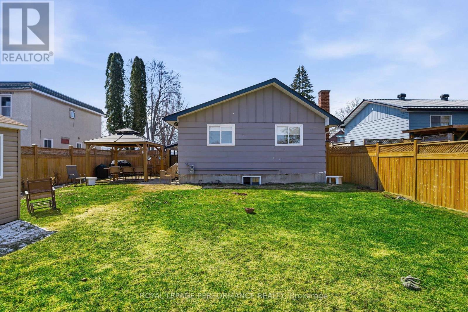 216 DANIS AVENUE, Cornwall, Ontario, K6H5E7 — Photo 35