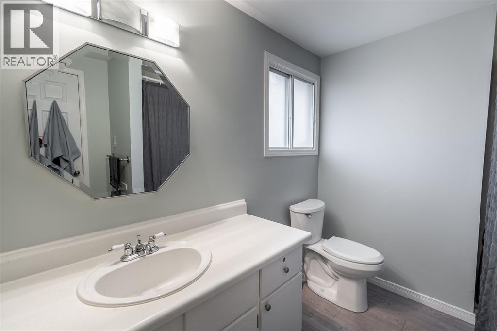 304 BRENTWOOD CRESCENT, St Clair, Ontario, N0N1G0 — Photo 12