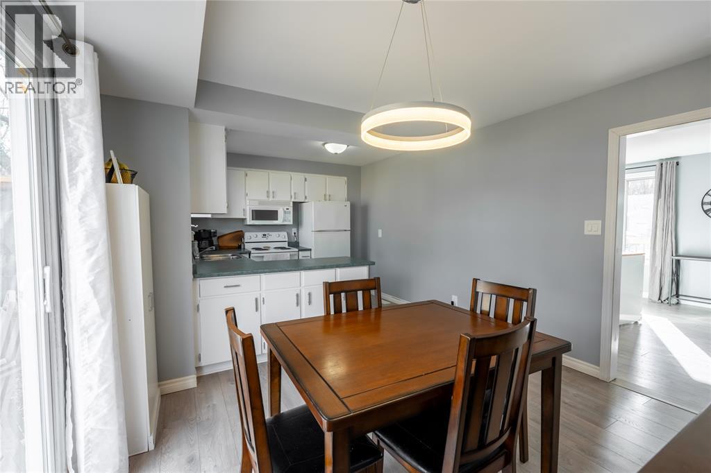 304 BRENTWOOD CRESCENT, St Clair, Ontario, N0N1G0 — Photo 9