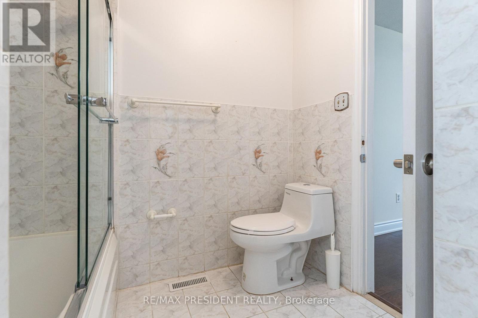 (UPPER) - 17 MANITOU CRESCENT, Brampton (Central Park), Ontario, L6S2Z6 — Photo 16