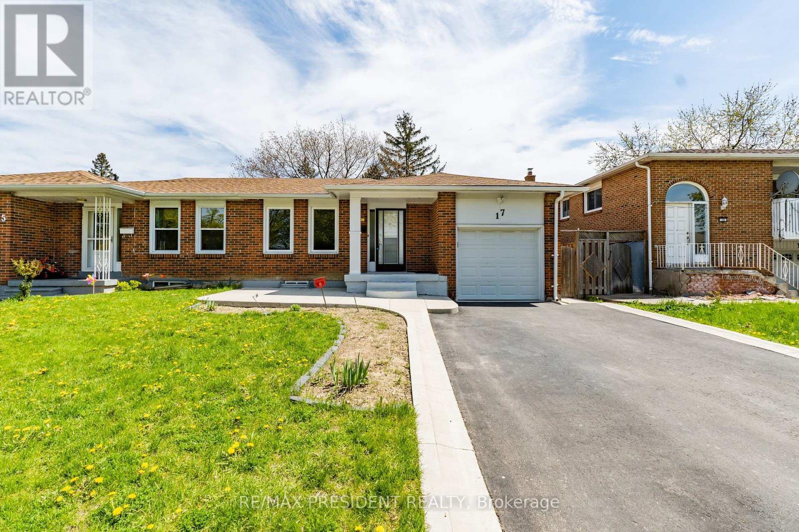 (UPPER) - 17 MANITOU CRESCENT, Brampton (Central Park), Ontario, L6S2Z6 — Photo 2
