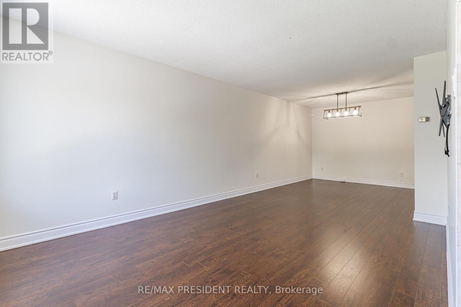 (UPPER) - 17 MANITOU CRESCENT, Brampton (Central Park), Ontario, L6S2Z6 — Photo 4