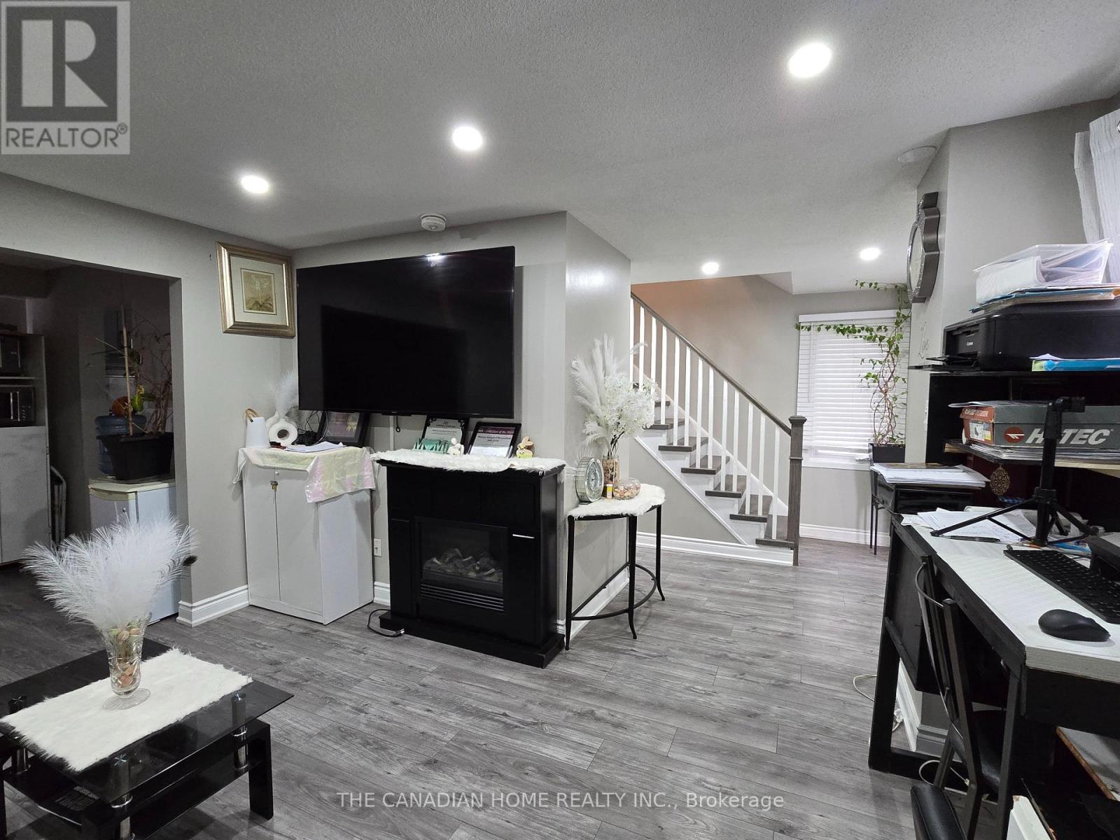 12 NORMA CRESCENT, Brampton (Westgate), Ontario, L6S4H2 — Photo 13