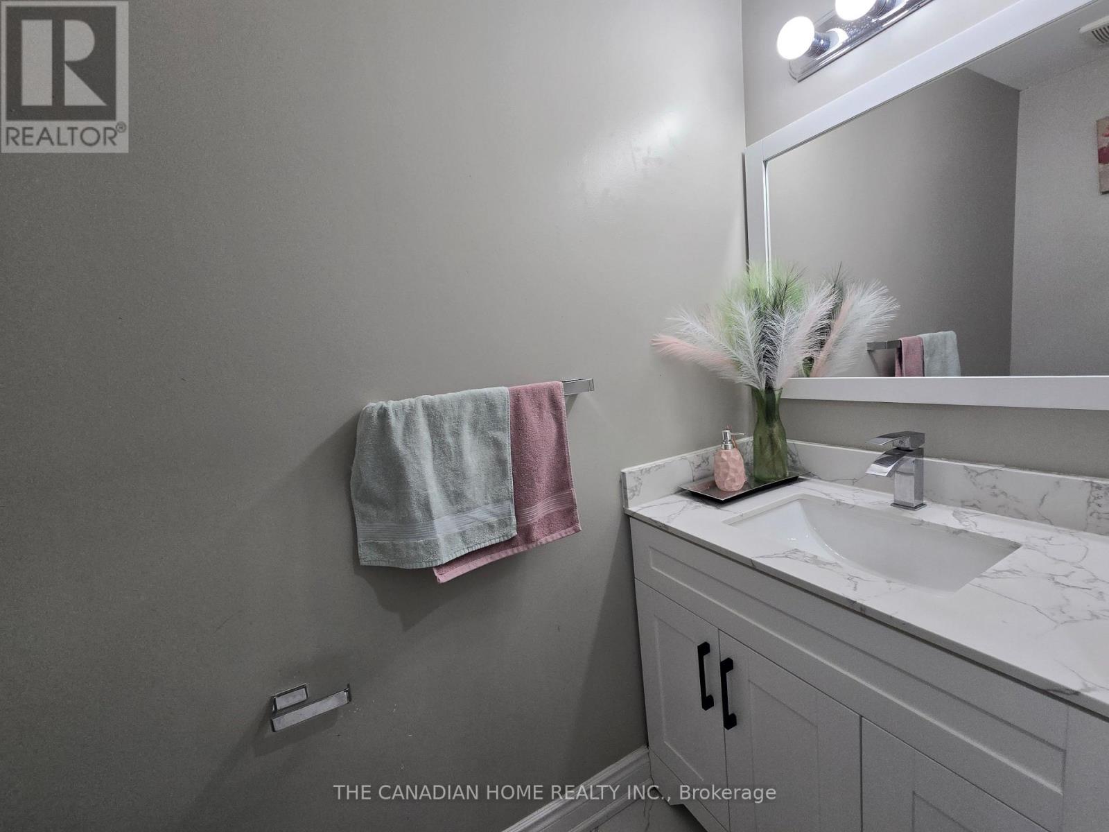 12 NORMA CRESCENT, Brampton (Westgate), Ontario, L6S4H2 — Photo 7