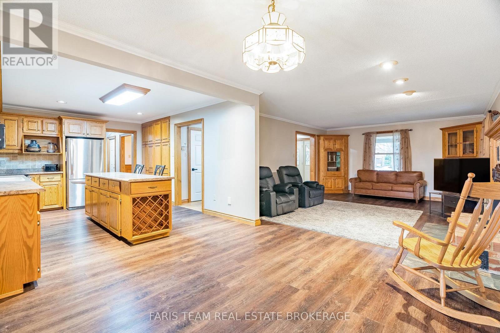 301 CONCESSION 4 ROAD E, Tiny, Ontario, L0L2T0 — Photo 15