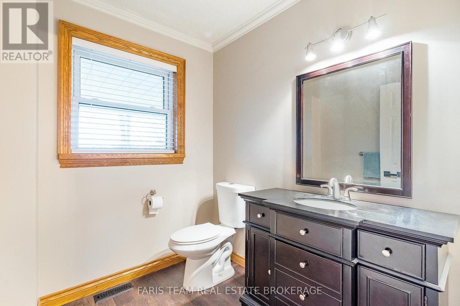 301 CONCESSION 4 ROAD E, Tiny, Ontario, L0L2T0 — Photo 20