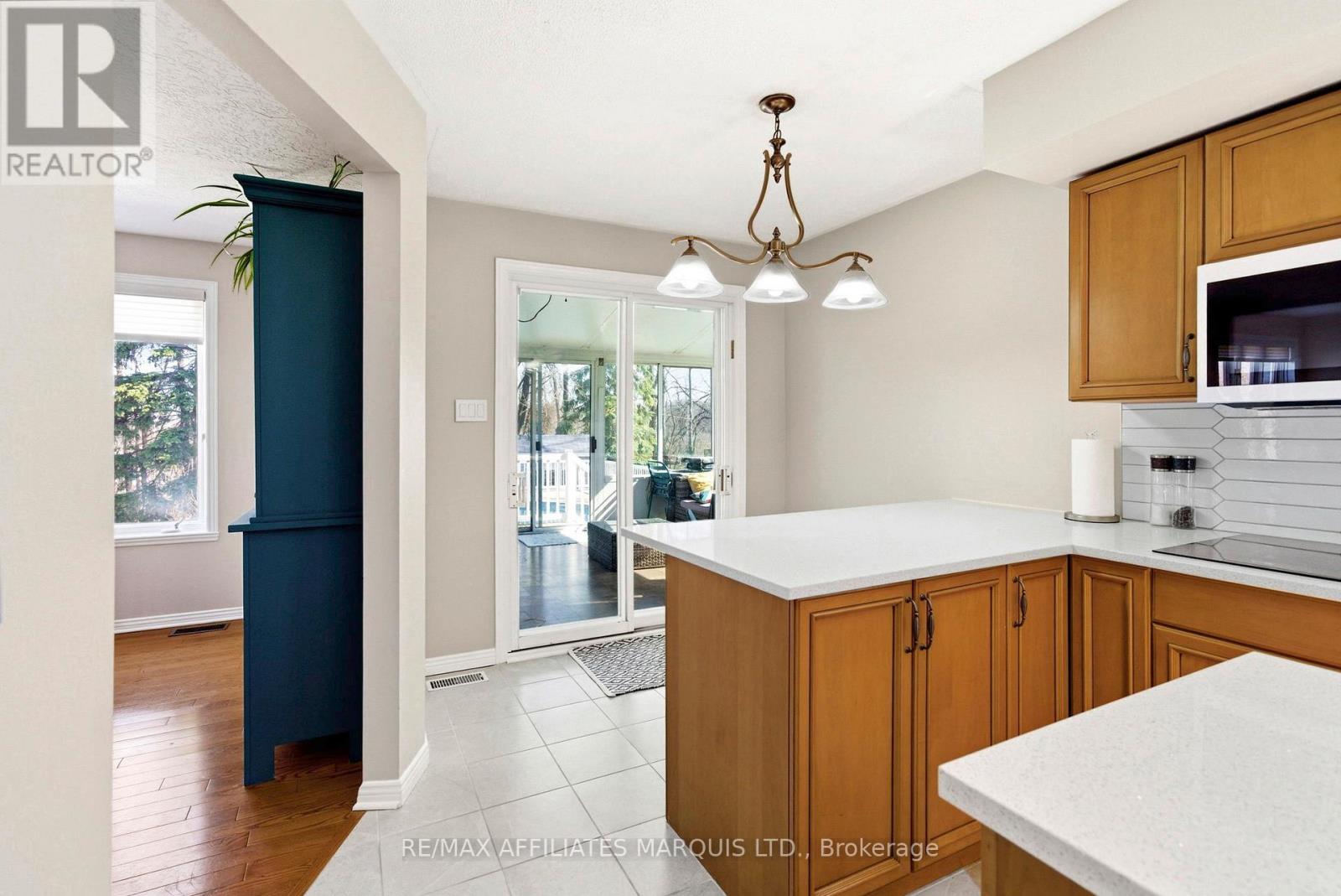 884 KENYON CRESCENT, Cornwall, Ontario, K6H6Z1 — Photo 10