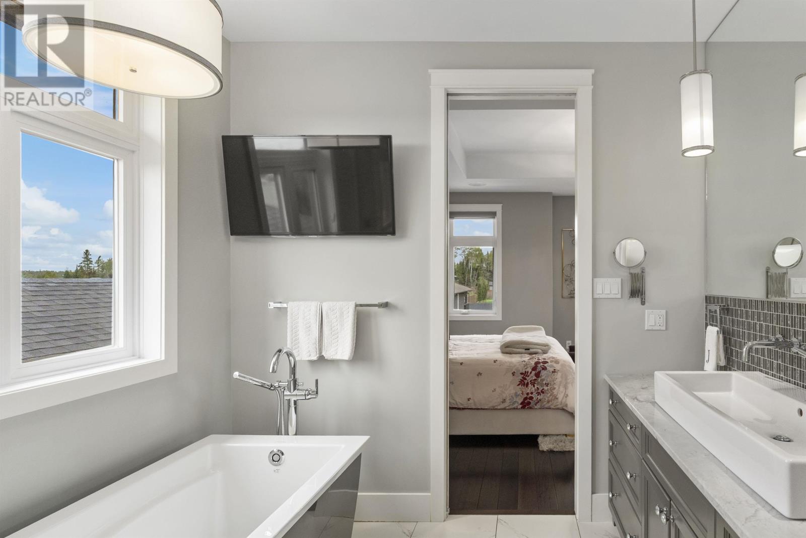 197 Sunflower ST, Thunder Bay, Ontario, P7G2L9 — Photo 24