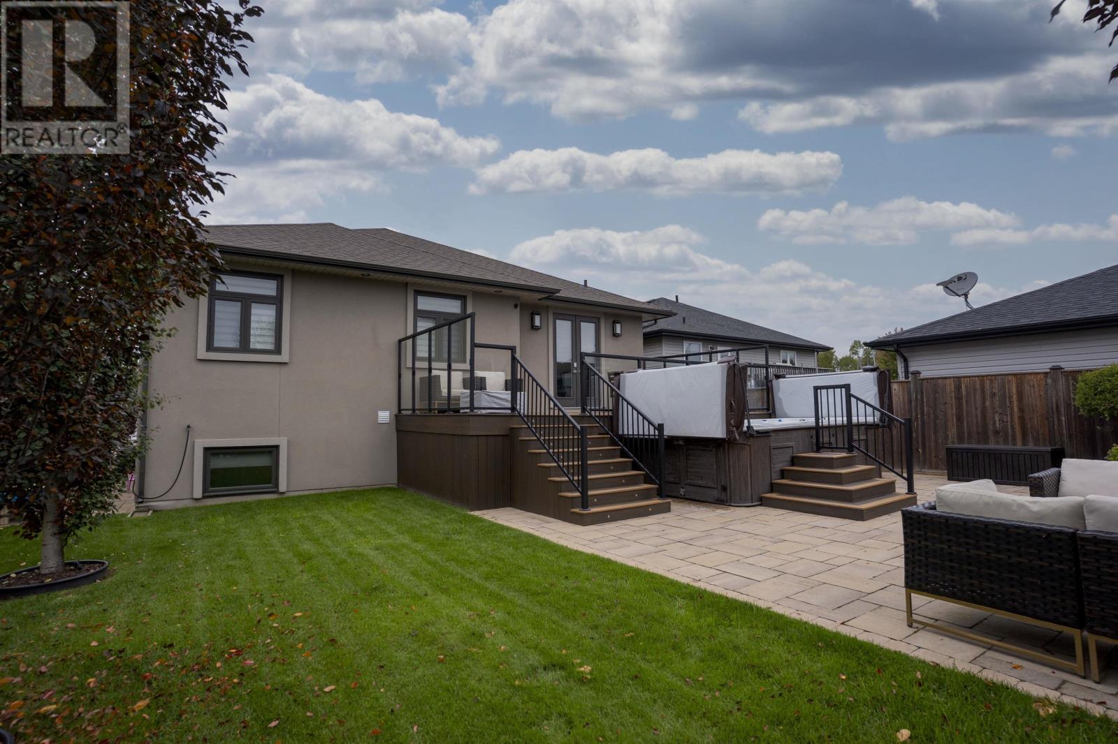 197 Sunflower ST, Thunder Bay, Ontario, P7G2L9 — Photo 47