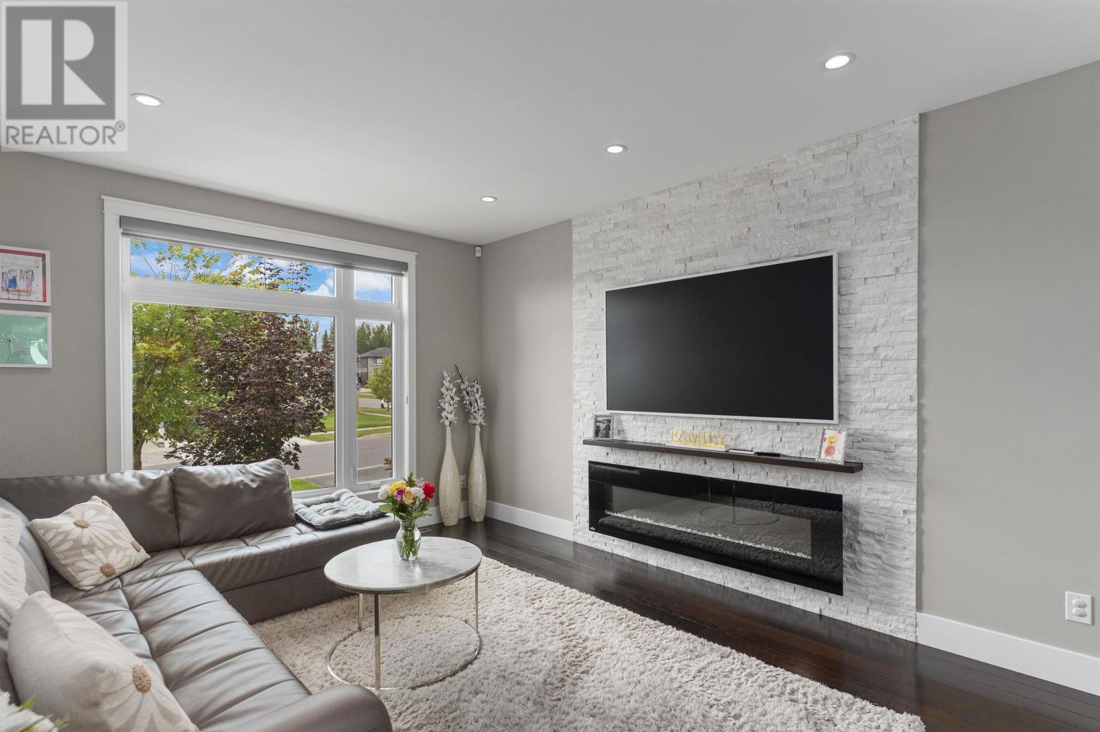197 Sunflower ST, Thunder Bay, Ontario, P7G2L9 — Photo 5