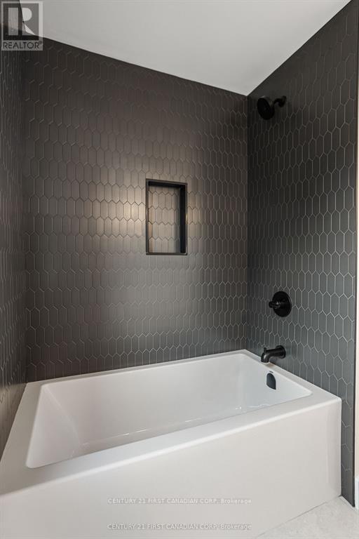 LOT 104 DARWIN CRESCENT, London South (South V), Ontario, N6P0J6 — Photo 3