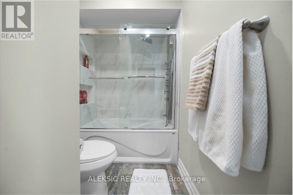 33 HILLPATH CRESCENT, Brampton (Snelgrove), Ontario, L6Z4T7 — Photo 27