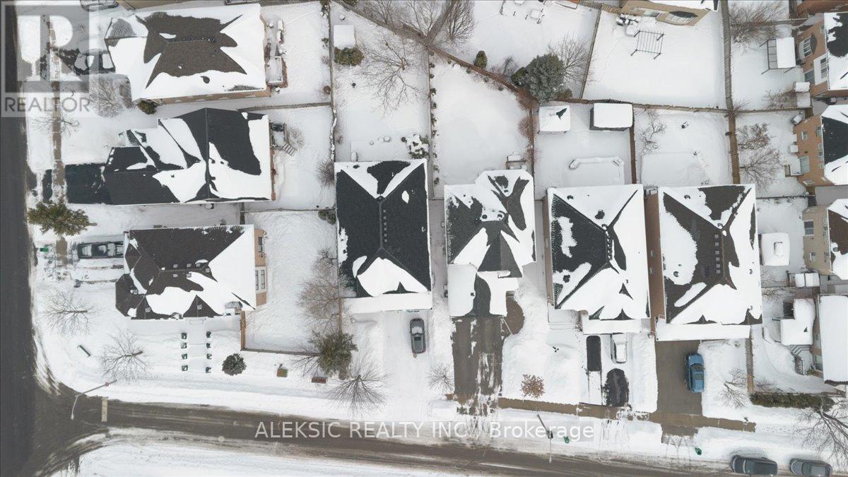 33 HILLPATH CRESCENT, Brampton (Snelgrove), Ontario, L6Z4T7 — Photo 43