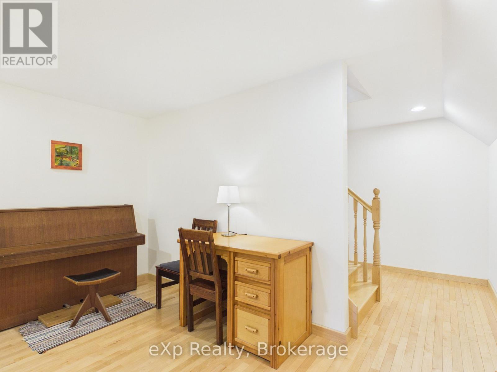 303709 SOUTH LINE, West Grey, Ontario, N0C1K0 — Photo 24