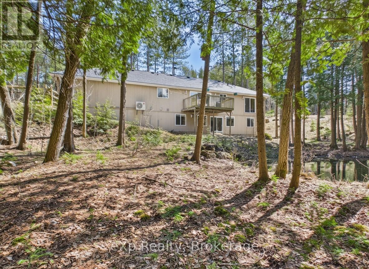 303709 SOUTH LINE, West Grey, Ontario, N0C1K0 — Photo 7