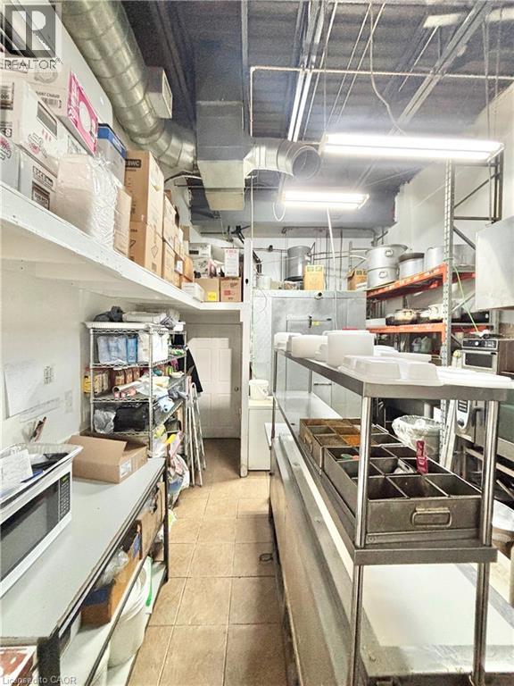 500 CAN-AMERA Parkway Unit# J, Cambridge, Ontario, N1T2H2 — Photo 2