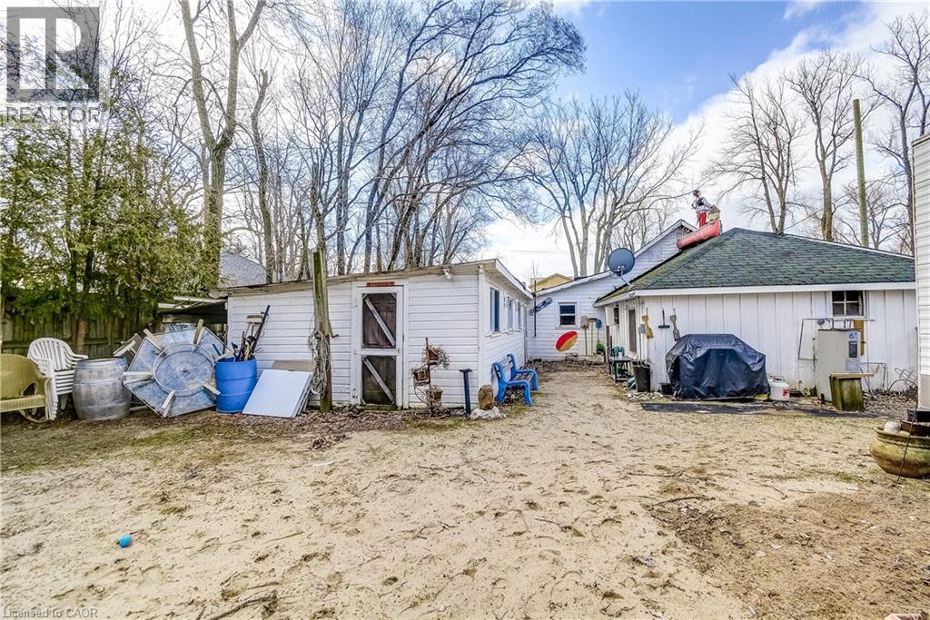 2 BEACH Avenue, Port Rowan, Ontario, N0E1M0 — Photo 16