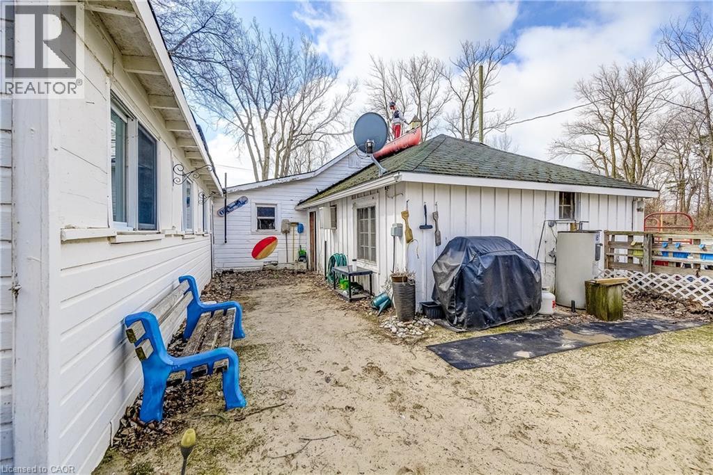 2 BEACH Avenue, Port Rowan, Ontario, N0E1M0 — Photo 17