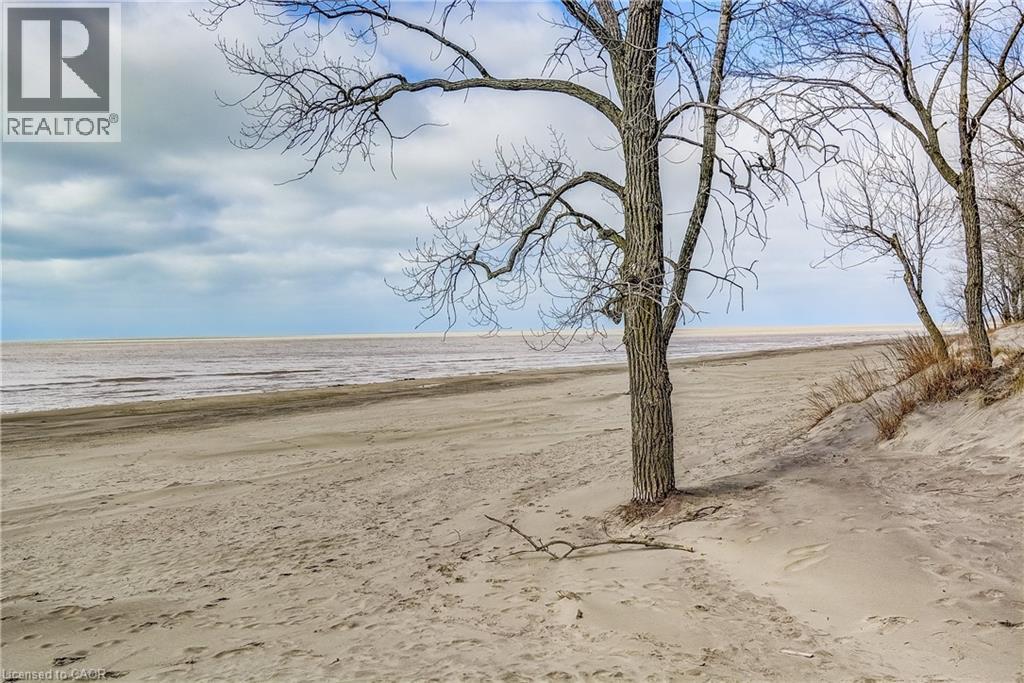 2 BEACH Avenue, Port Rowan, Ontario, N0E1M0 — Photo 28