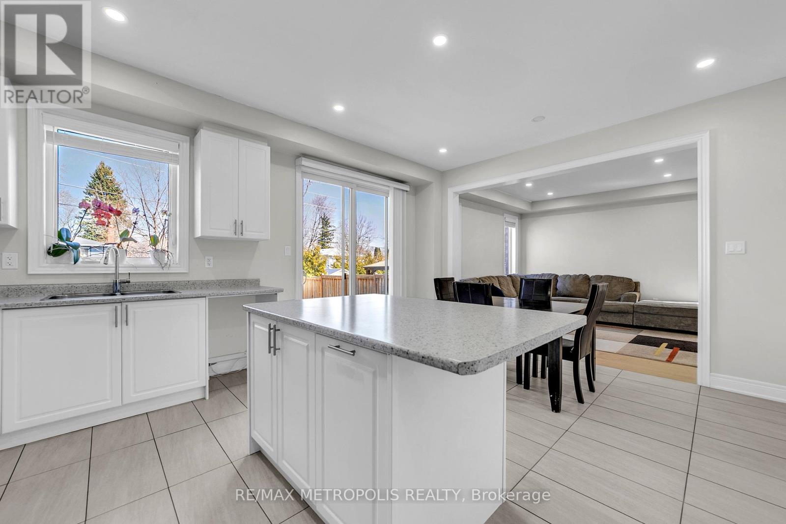 80 PRIDHAM PLACE, New Tecumseth (Tottenham), Ontario, L0G1W0 — Photo 13