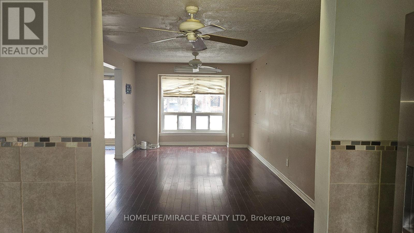 24-24 GUILDFORD CRESCENT, Brampton (Central Park), Ontario, L6S3K2 — Photo 3