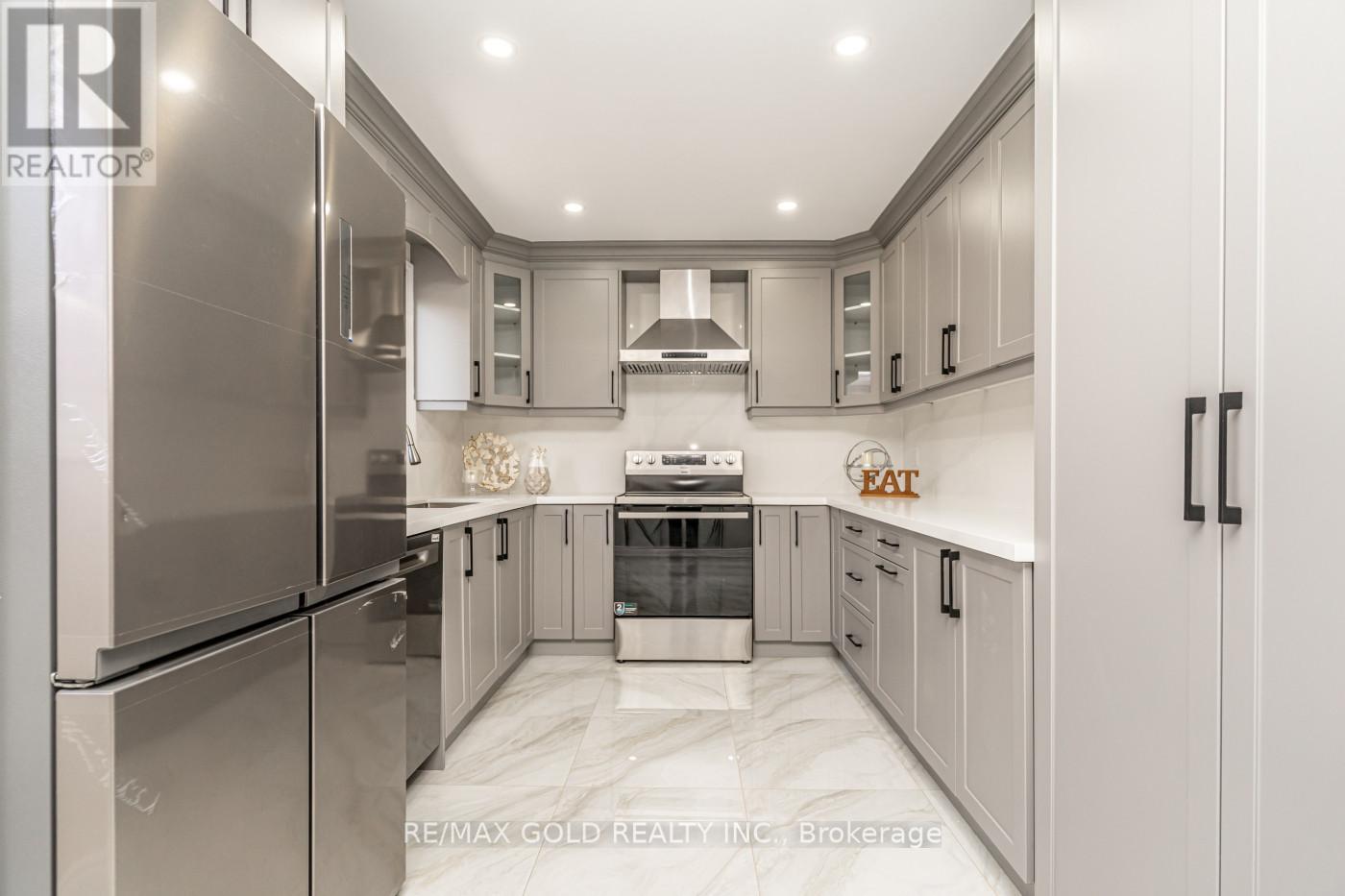 48 MALCOLM CRESCENT, Brampton (Central Park), Ontario, L6S3C8 — Photo 14