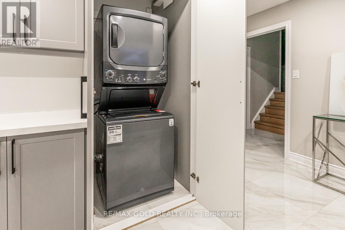 48 MALCOLM CRESCENT, Brampton (Central Park), Ontario, L6S3C8 — Photo 18