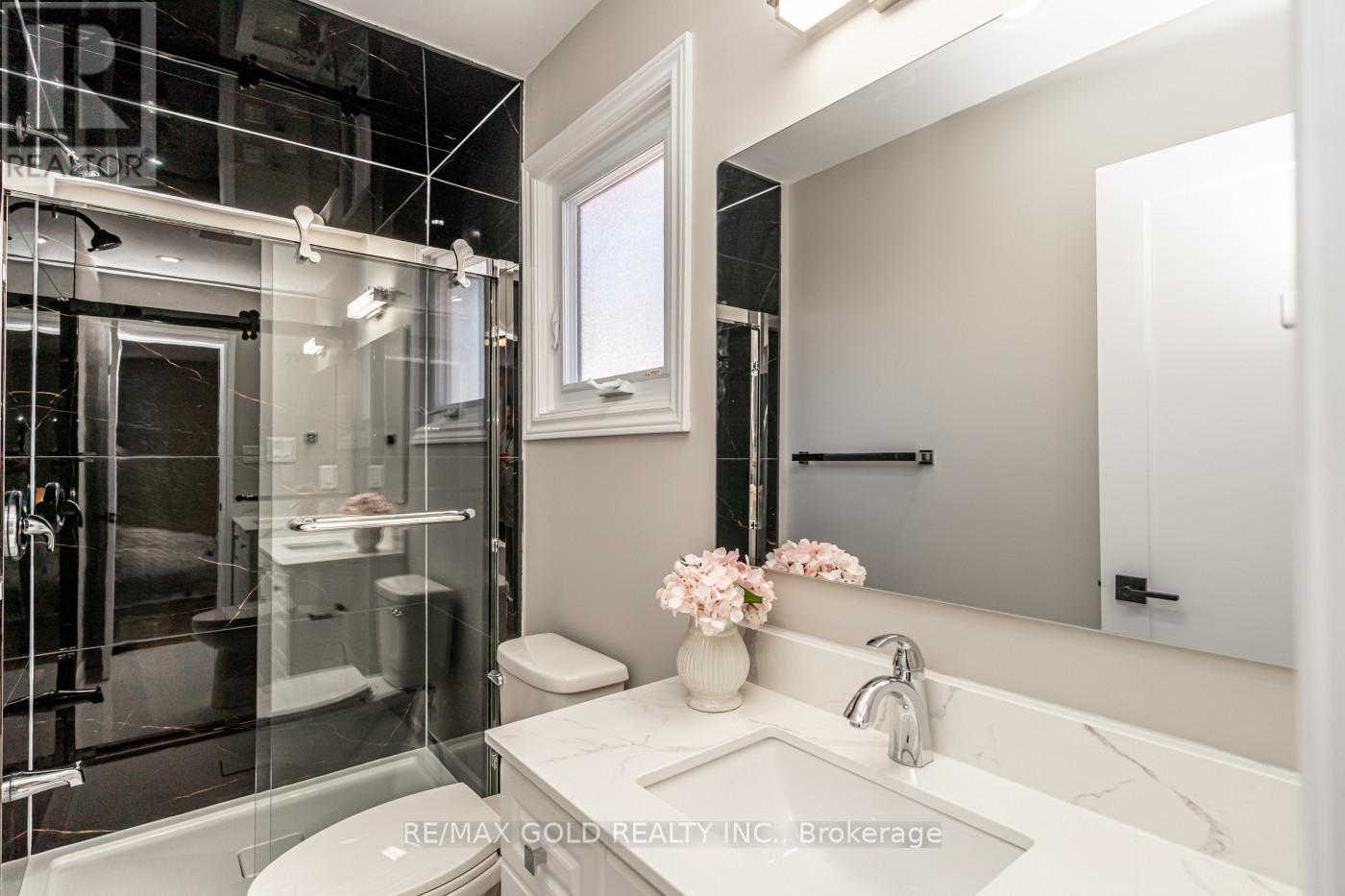 48 MALCOLM CRESCENT, Brampton (Central Park), Ontario, L6S3C8 — Photo 26