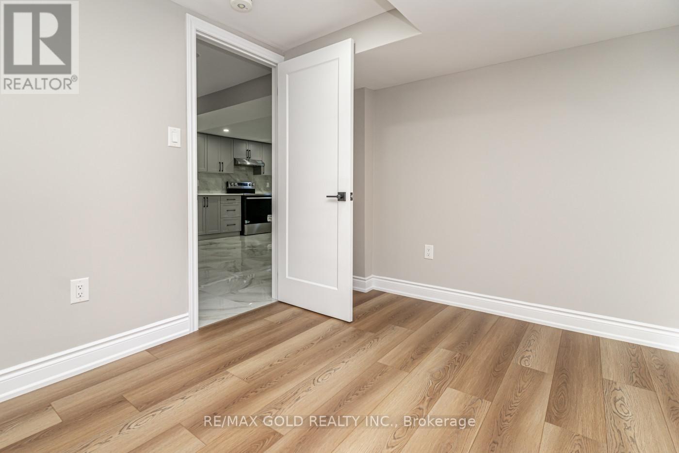 48 MALCOLM CRESCENT, Brampton (Central Park), Ontario, L6S3C8 — Photo 34