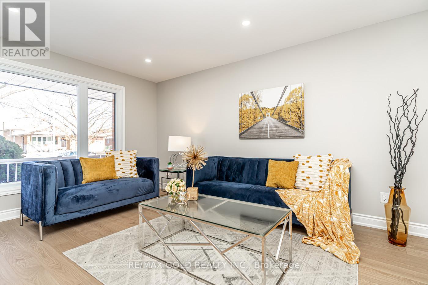 48 MALCOLM CRESCENT, Brampton (Central Park), Ontario, L6S3C8 — Photo 7