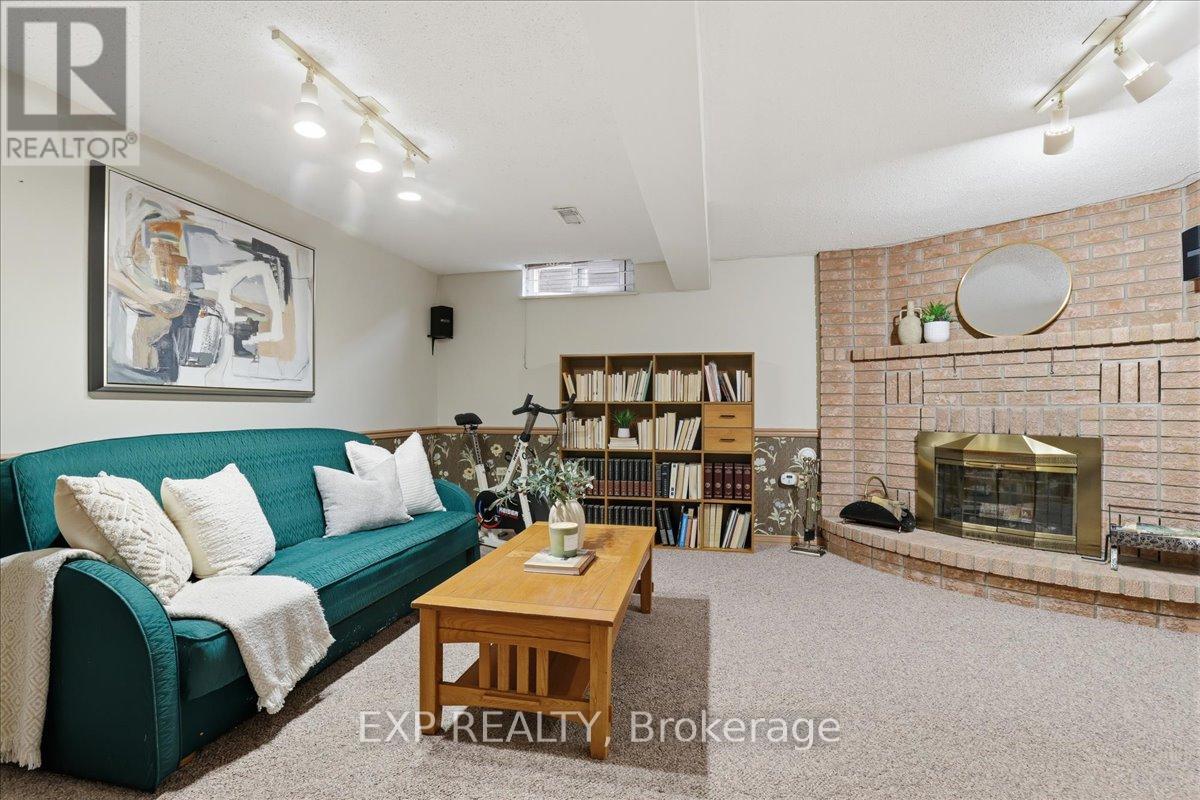 56 RUSHBROOK DRIVE, Kitchener, Ontario, N2E3C9 — Photo 30