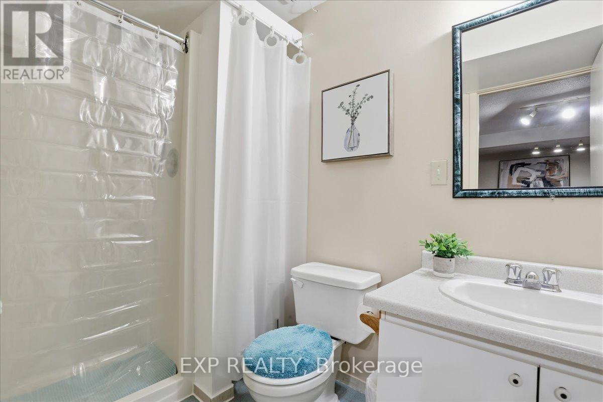 56 RUSHBROOK DRIVE, Kitchener, Ontario, N2E3C9 — Photo 4