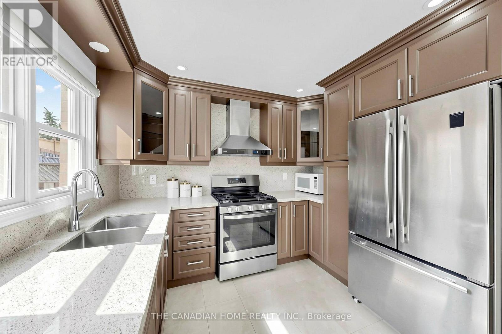 80 MT RANIER CRESCENT E, Brampton (Sandringham-Wellington), Ontario, L6R2L1 — Photo 17