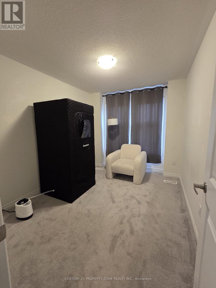 258 OKANAGAN PATH, Oshawa (Donevan), Ontario, L1H0A7 — Photo 6