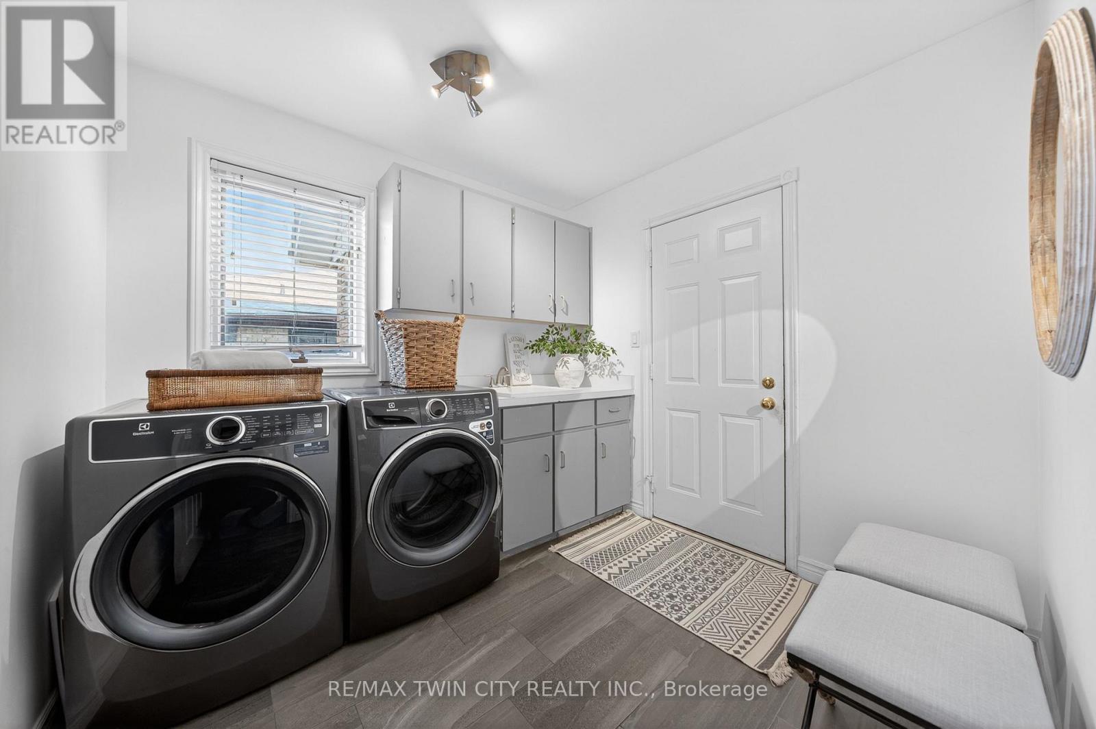 38 GLEN ABBEY COURT, Woodstock (Woodstock - South), Ontario, N4S8S9 — Photo 19